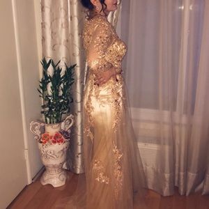 ‘Meier’Women's Illusion Long Sleeve Formal Dress